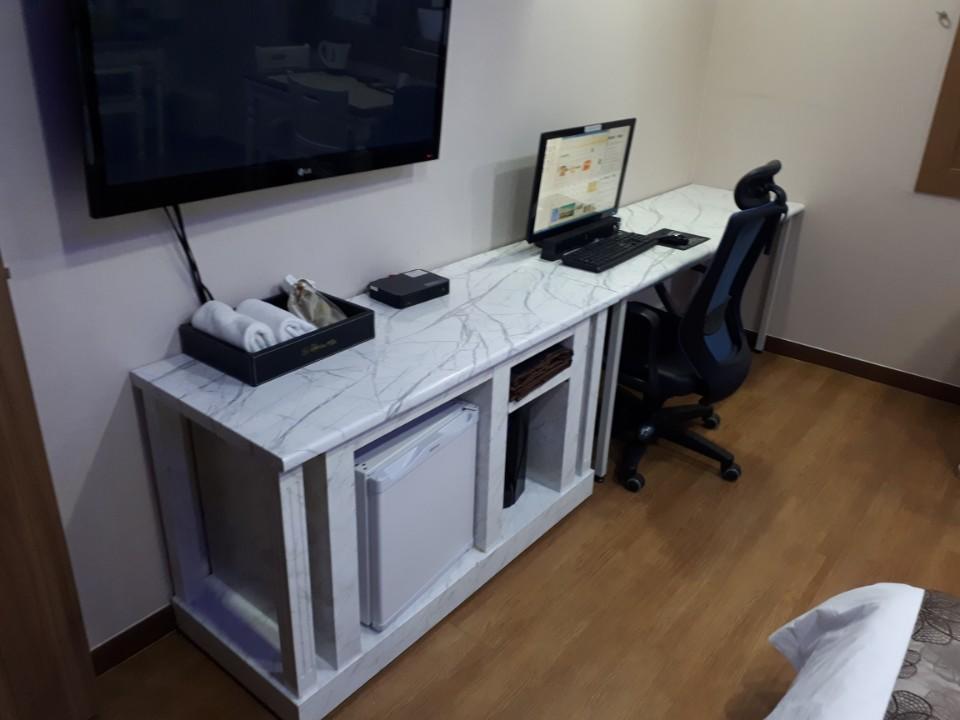 Tiffany Motel Мокпо Экстерьер фото